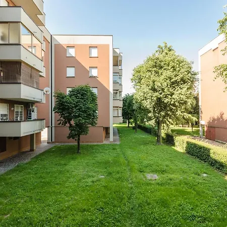 Hp House, Garage E Parcheggio Privato, Wifi * Calderara di Reno