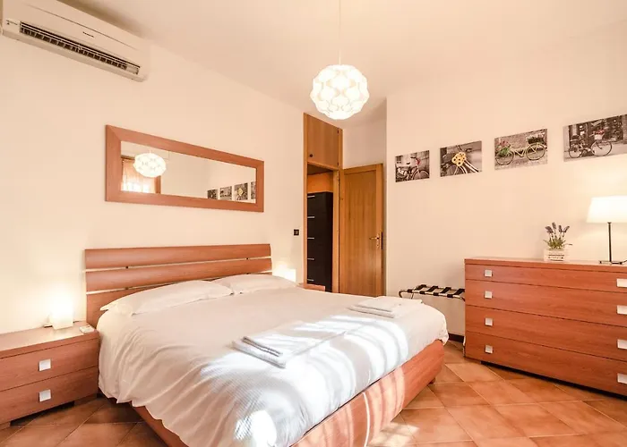 Hp House, Garage E Parcheggio Privato, Wifi 칼더라라디레노